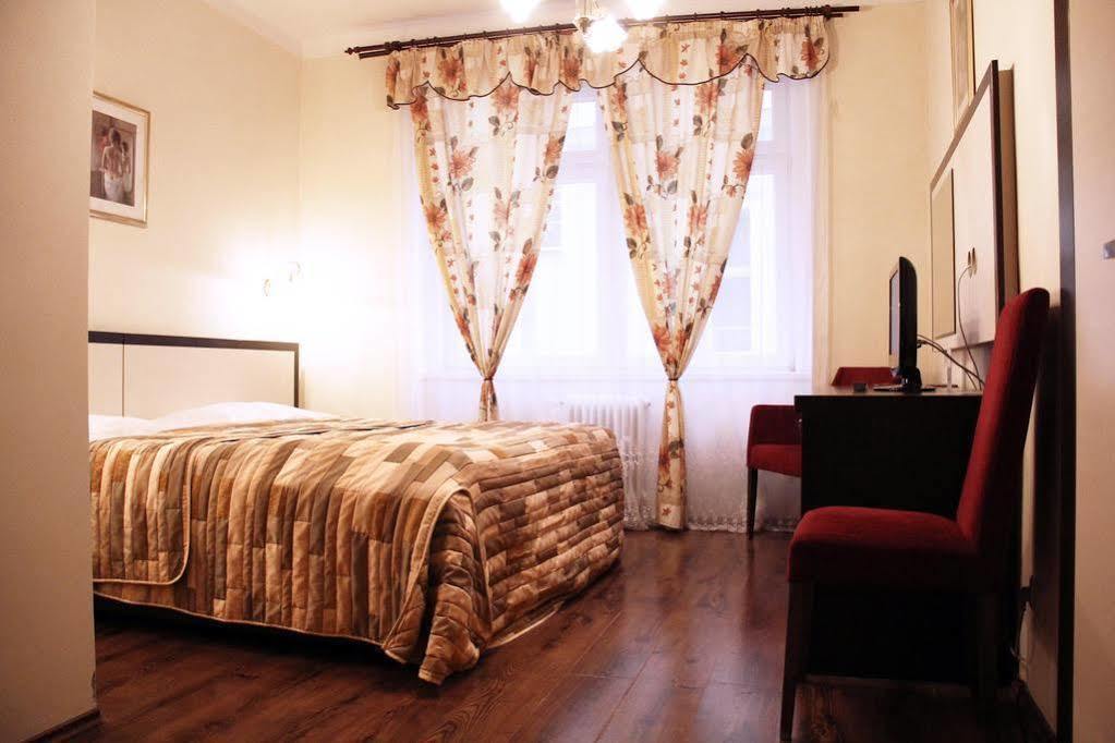 Zlaty Sloup Hotell Karlsbad Exteriör bild